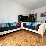 Kibilu - Vicinanze Ospedale, Maggiore *