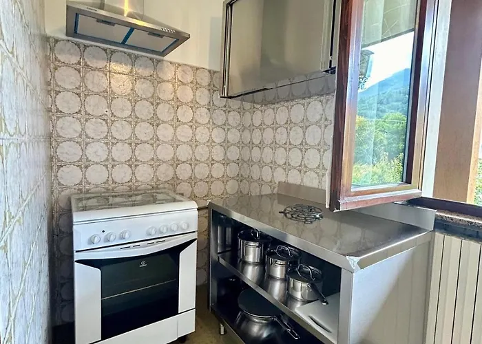 Kibilu - Vicinanze Ospedale, Maggiore Cittiglio